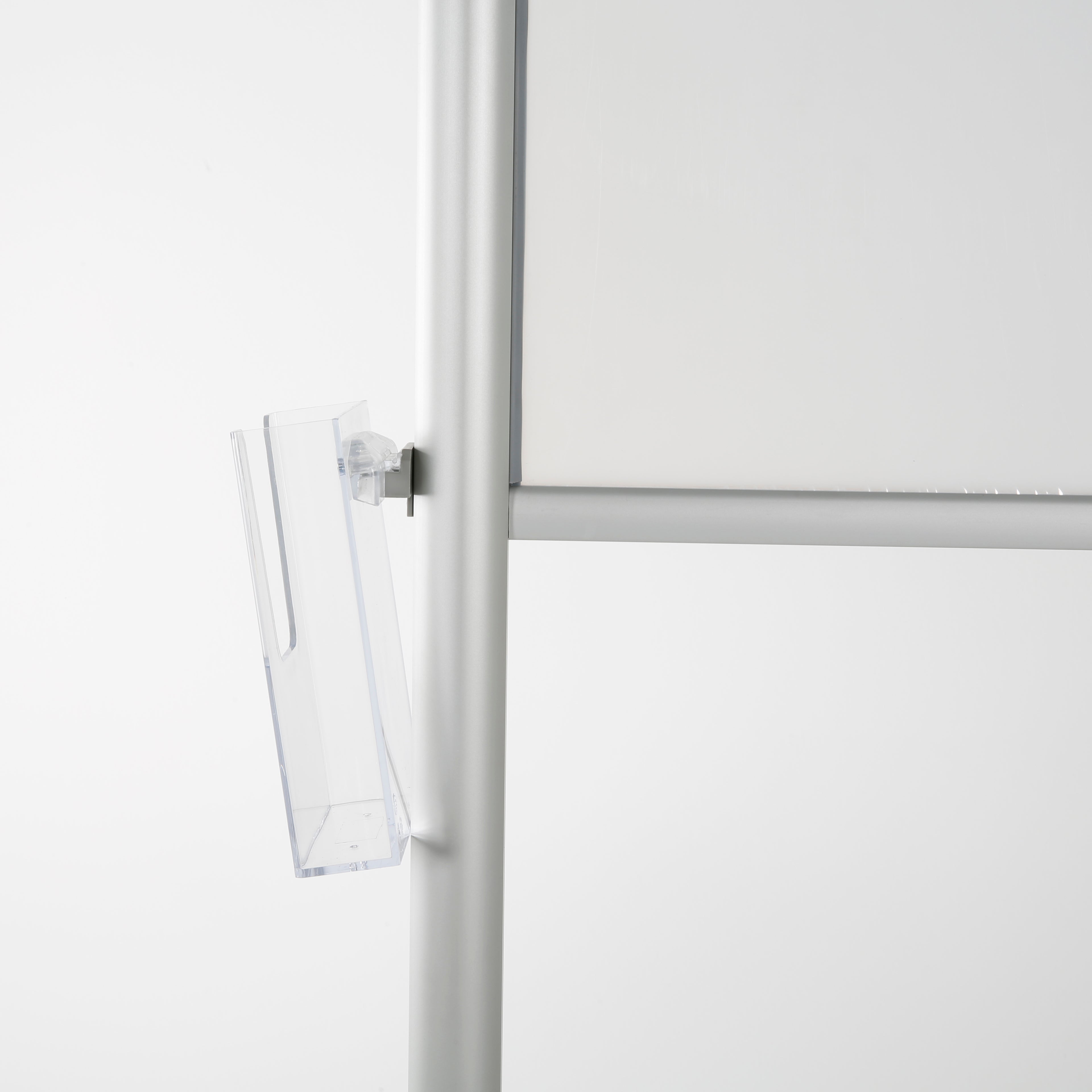 DittaDisplay retail solutions aluminium acrylic hygiene separator séparateur point de vente selling point Hygieneabscheider Einzelhandelsgeschäft