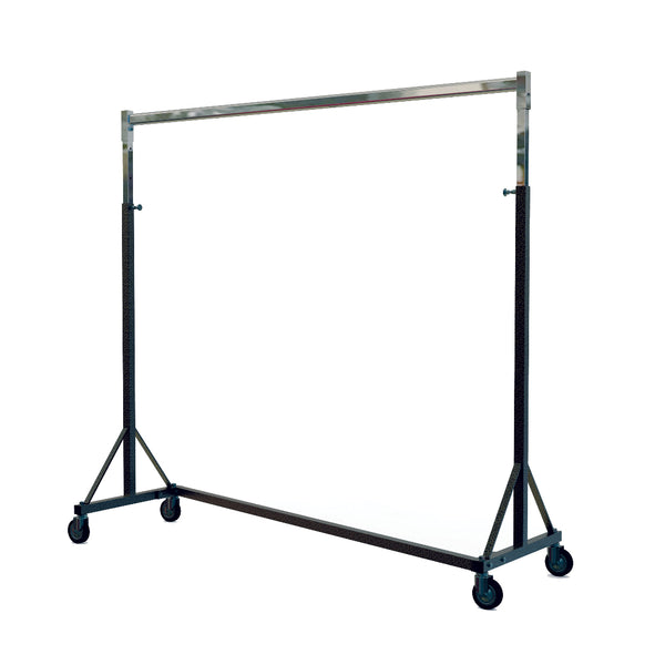 Penderie réglable en métal noir et chrome avec grandes roues de 8 cm – structure robuste pour boutiques et showrooms