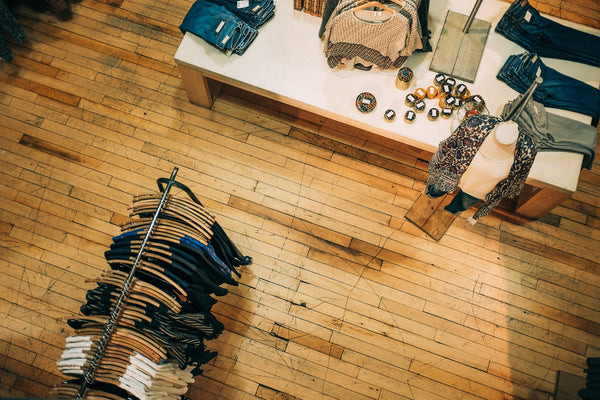 DittaDisplay Retail Solutions - Solutions d'agencement pour magasins et boutiques