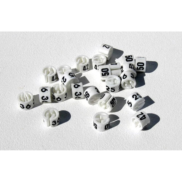 Bague de taille pour cintre blanche avec inscription noire, accessoire textile professionnel pour magasin de prêt-à-porter