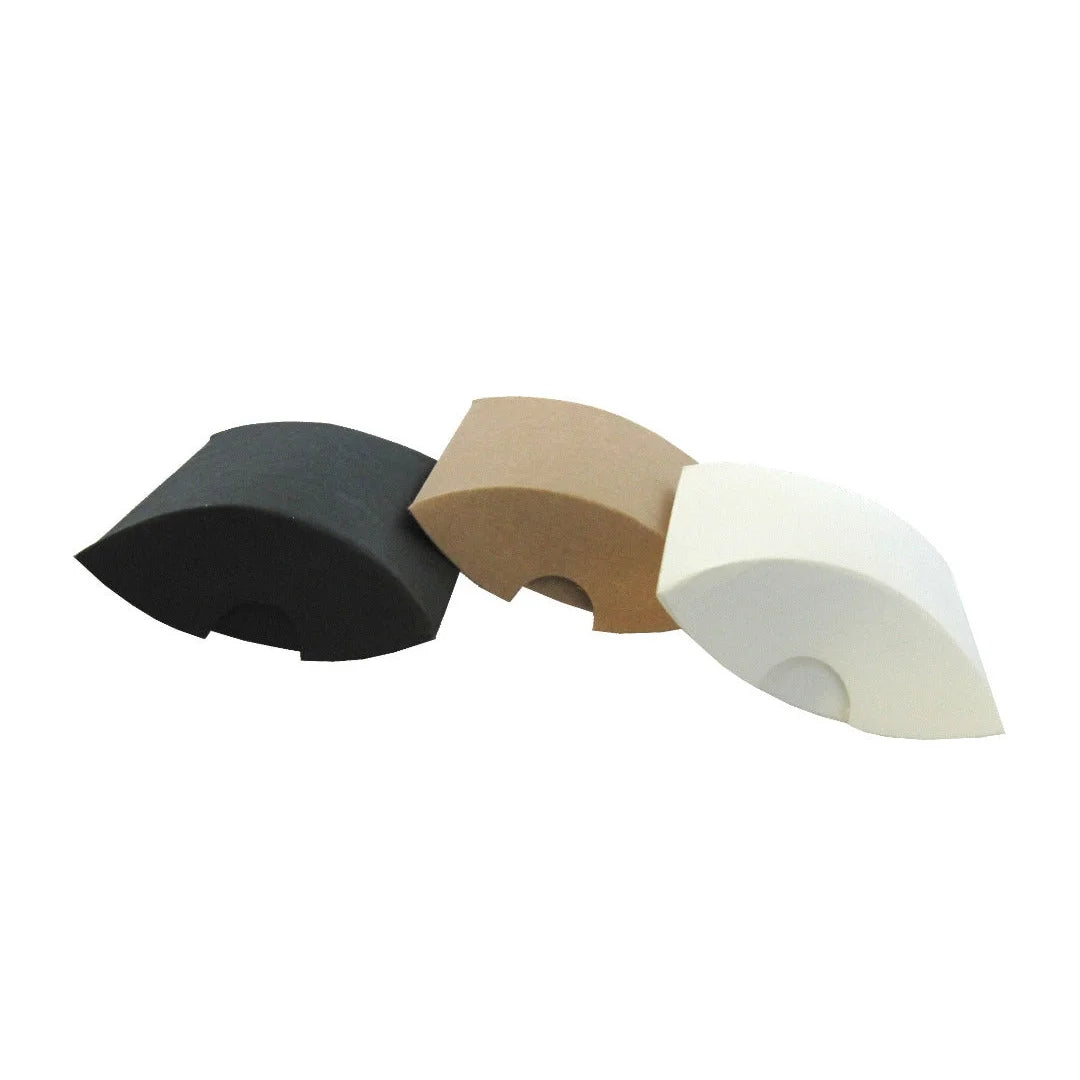Mini boîte coussin cadeau en carton – coloris kraft, blanc et noir pour bijoux et boutiques