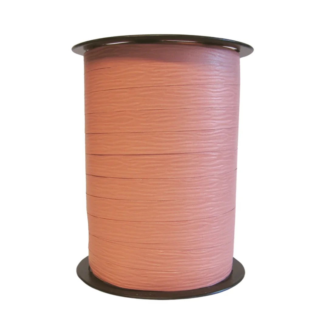 Bolduc crépon mat corail bobine 250 m pour fleuriste et boutique cadeaux