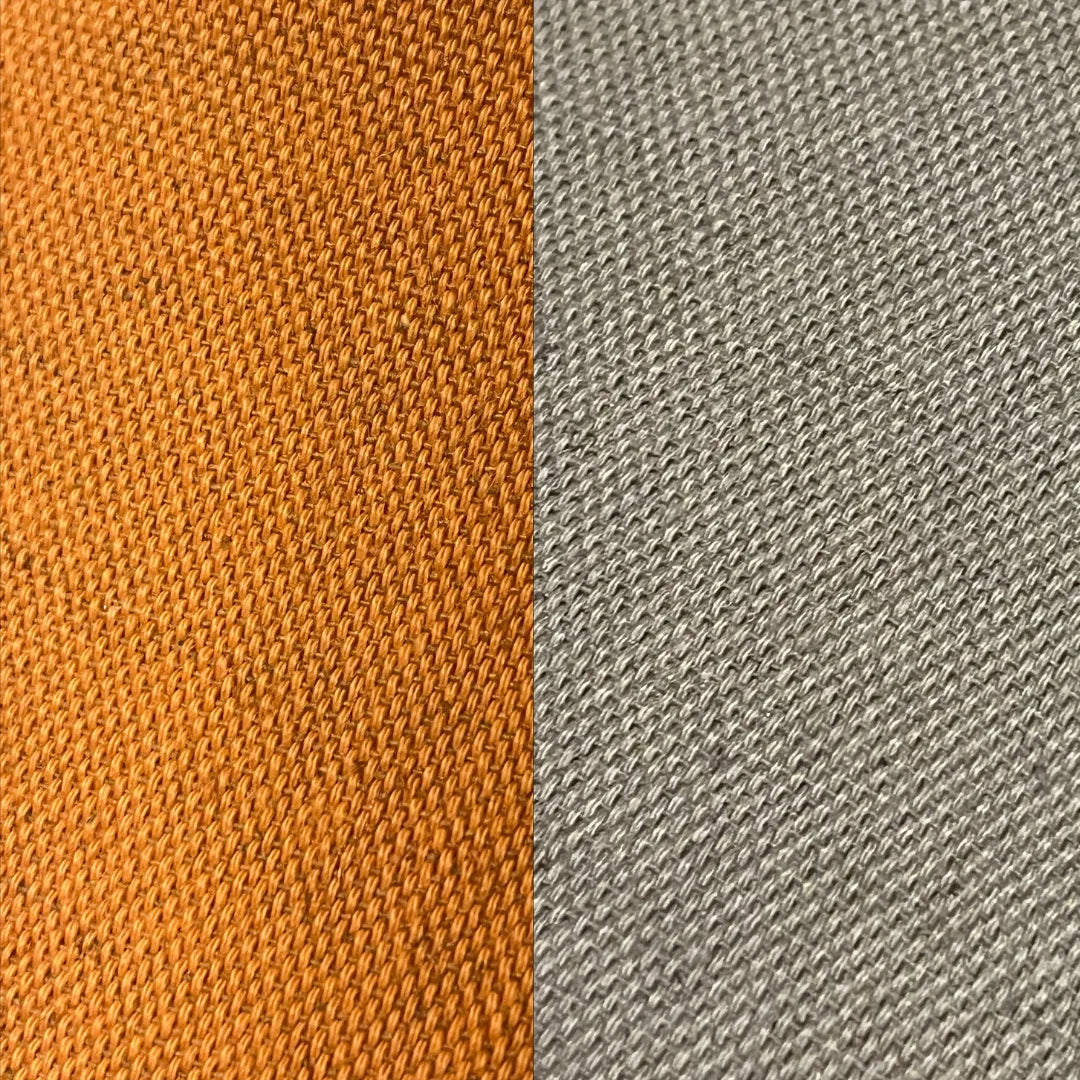 Détail du revêtement en toile bisonne d'un buste mannequin professionnel — rendu textile premium