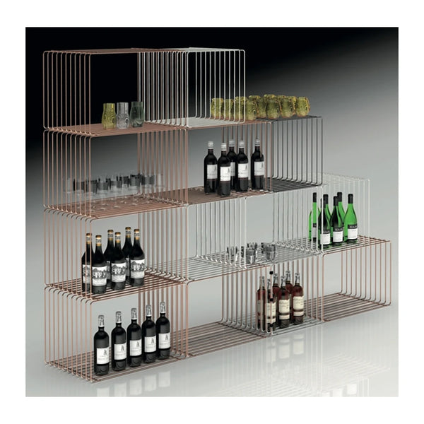 Cube présentoir 60x40x40 cm en barres d'armature superposé en composition pour agencement de magasin