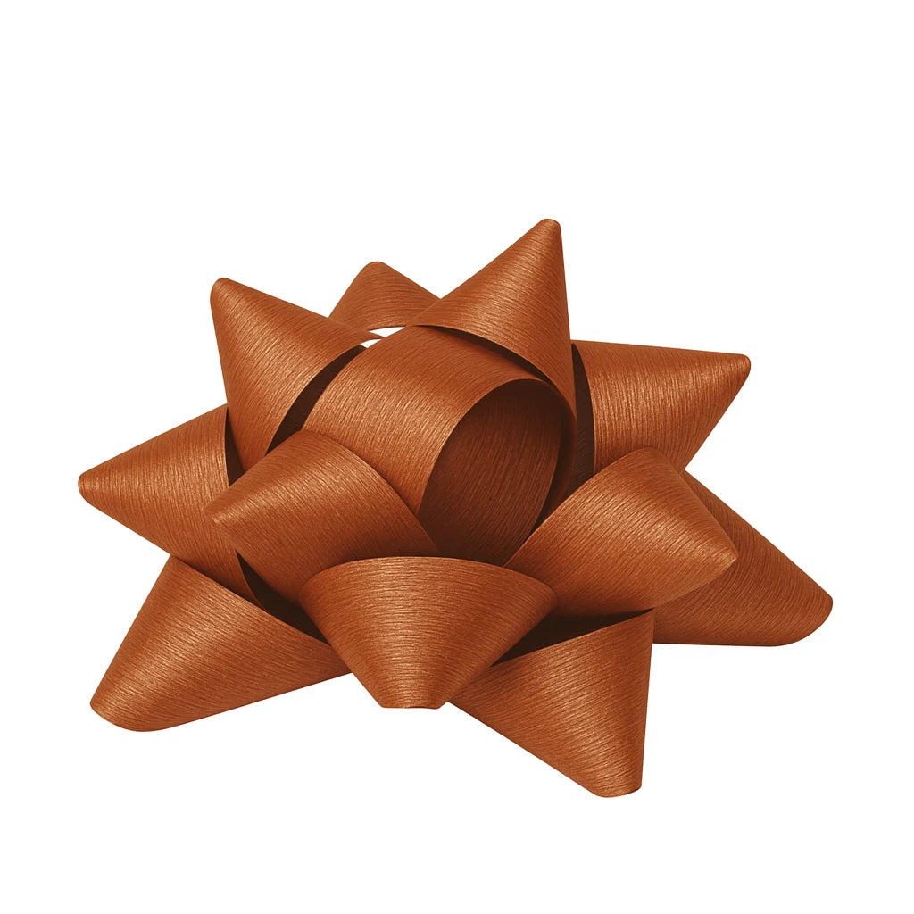 Étoiles adhésives fauve crépon pour emballages et vitrines. Décoratives, pratiques et élégantes, idéales pour cadeaux et promotions.