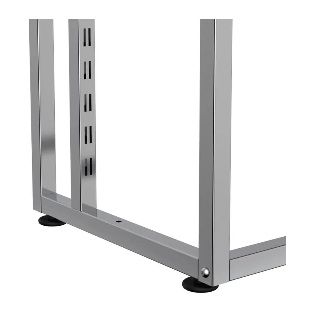 Détail d'assemblage de l'extension Triplo H246 cm sur structure autoportante pour magasin
