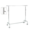Penderie chromée réglable 130–203 cm sur roulettes Ø 8 cm pour boutique professionnelle
