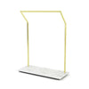 Détail de la barre de suspension inclinée du portant vêtements métal pour magasin