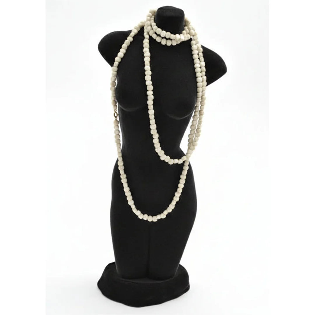 Présentoir bijoux floqué velours noir 15 x 35 cm pour vitrine et comptoir de bijouterie