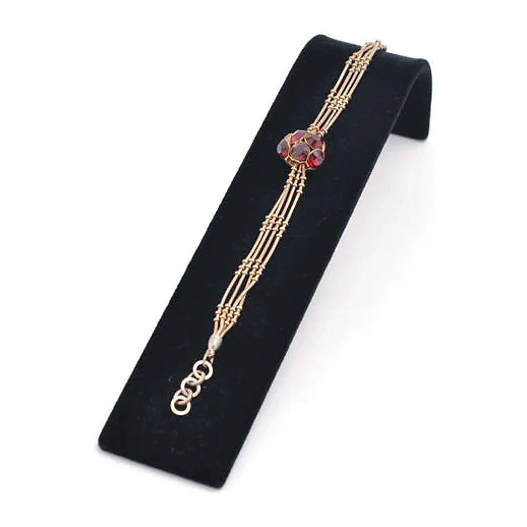 Présentoir professionnel en métal floqué velours noir pour bracelets et montres, vue de côté