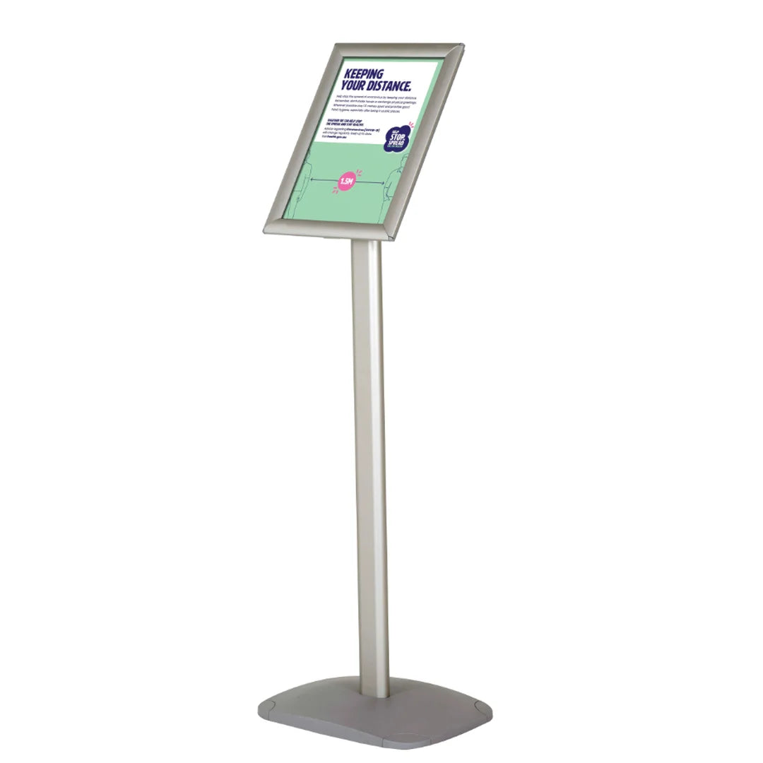 Présentoir incliné autoportant cadre A4 en aluminium finition argent, format portrait