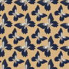 Rouleau de papier kraft brun à motifs papillons imprimés, solide et recyclable, idéal pour emballage cadeau, fleuristes et commerces de détail.