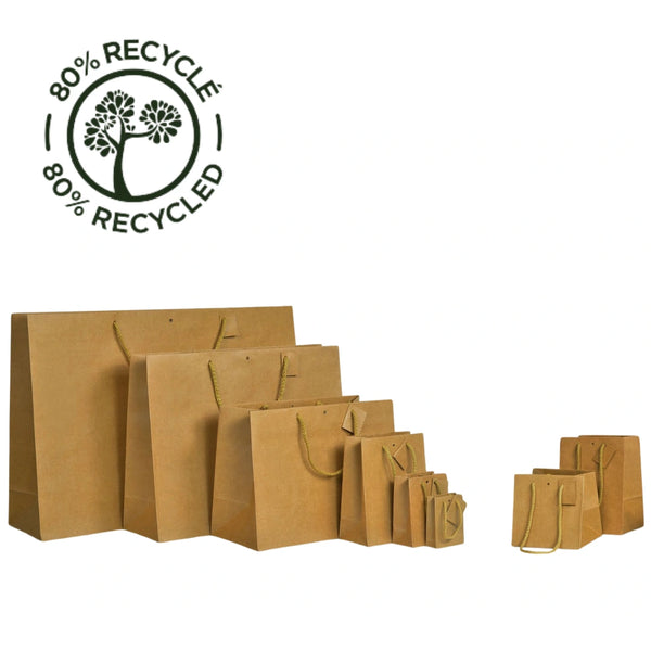 Sac boutique Chic Nature en kraft brun 175 g/m² avec poignées papier résistantes et carte cadeau incluse, élégant et recyclable.