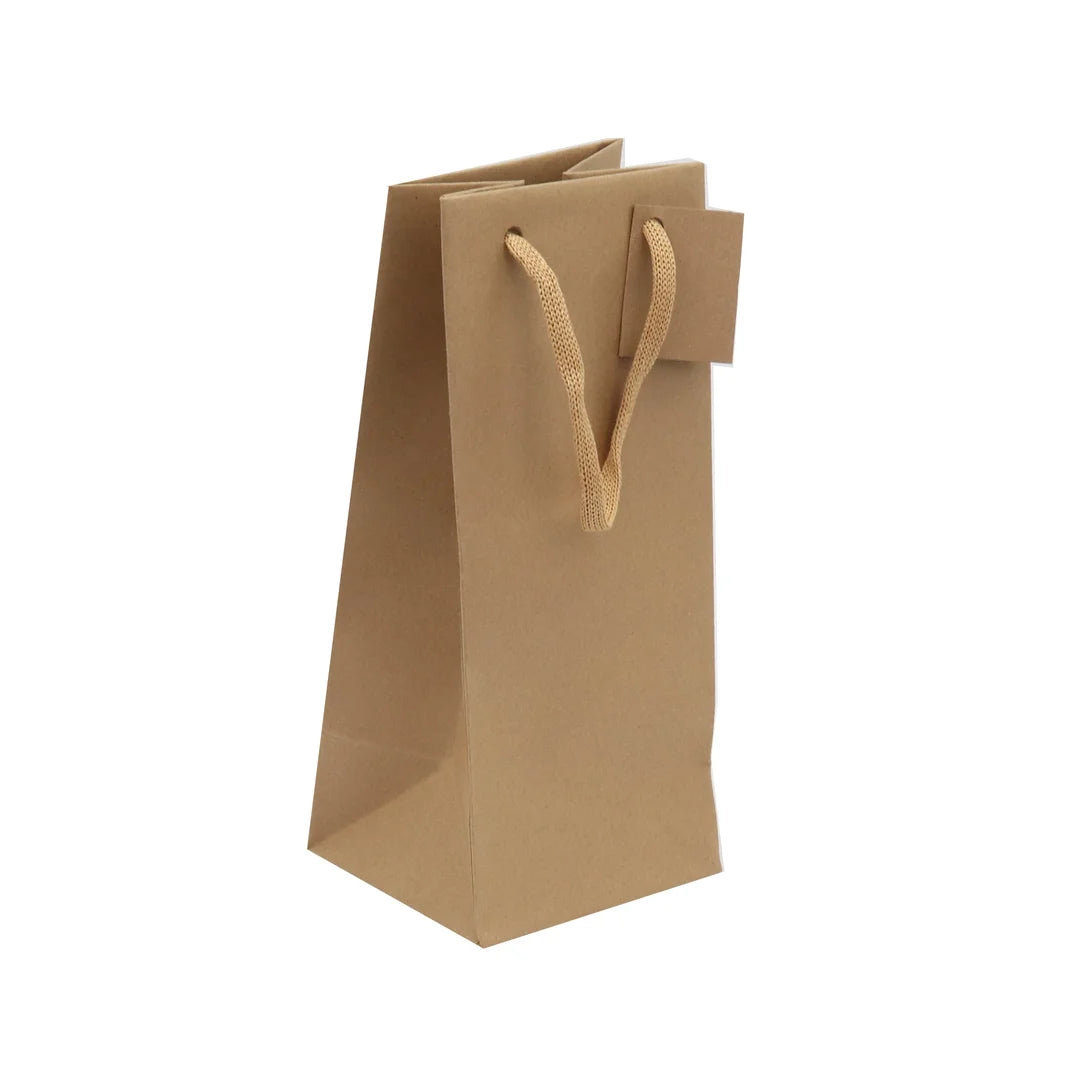 Sac kraft brun Chic Nature pour bouteille et flacon, 175 g/m², avec carte cadeau intégrée et poignées tressées
