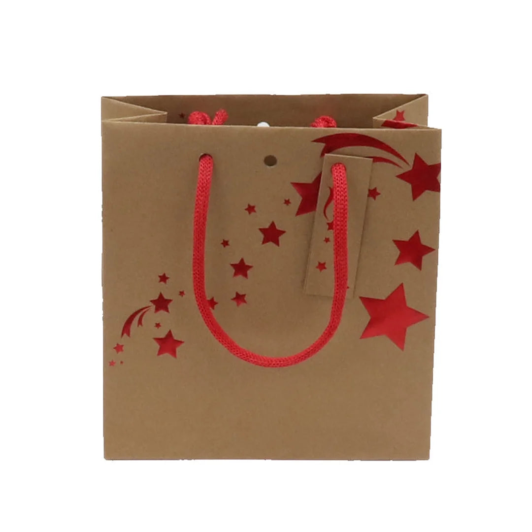 Sac en papier kraft Noël décor étoiles rouges brillantes, poignées tressées — boutique et épicerie fine