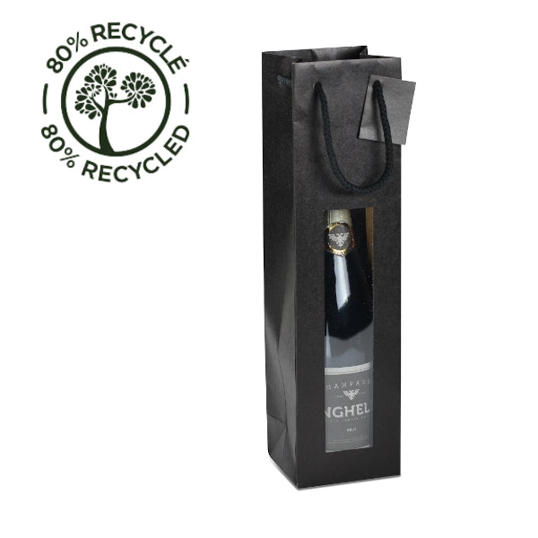 Sac kraft noir 80% recyclé avec fenêtre pour 1 bouteille, 175 g/m², avec poignées papier et carte message incluse. Élégant, solide et recyclable.