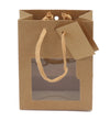 Sac vitrine vertical kraft brun avec fenêtre, 175 g/m², poignées cordelières et fond renforcé, carte cadeau incluse. Élégant et recyclable.