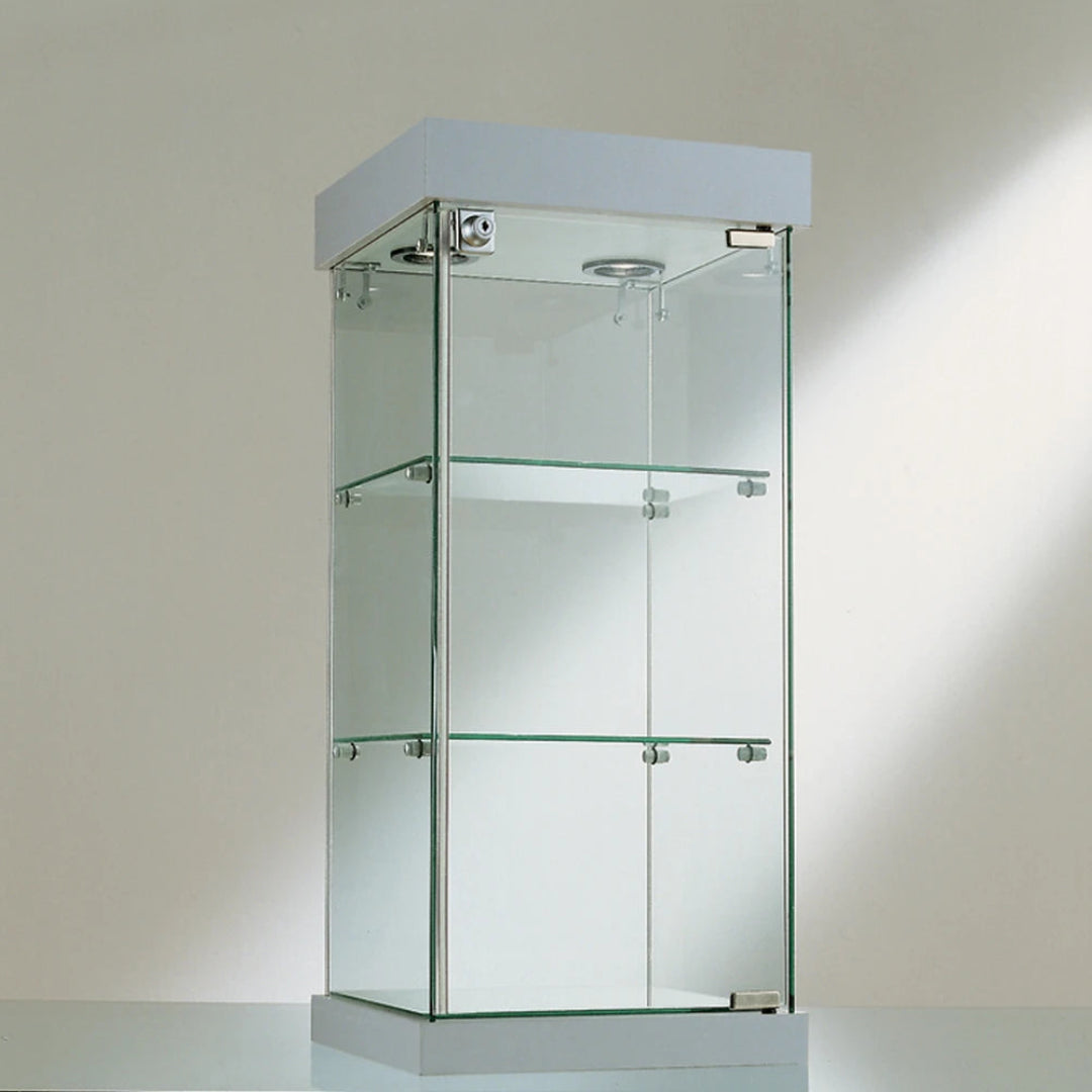 Aufsatz-Glasvitrine mit integrierter LED-Beleuchtung zur Produktpräsentation im Laden oder Showroom.