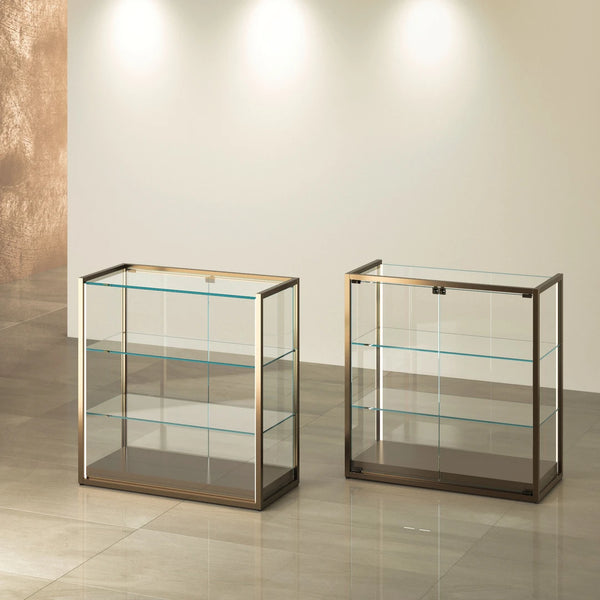 Grande vitrine d’exposition TM-95B finition bronze anodisé pour produits haut de gamme.