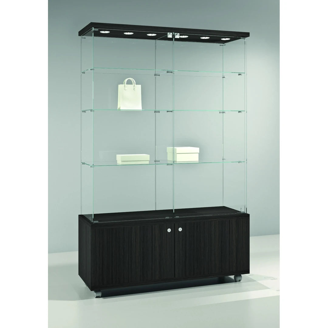 Vitrine en verre avec LED, 6 étagères et box de rangement sur roulettes pour exposition et stockage de produits en magasin.
