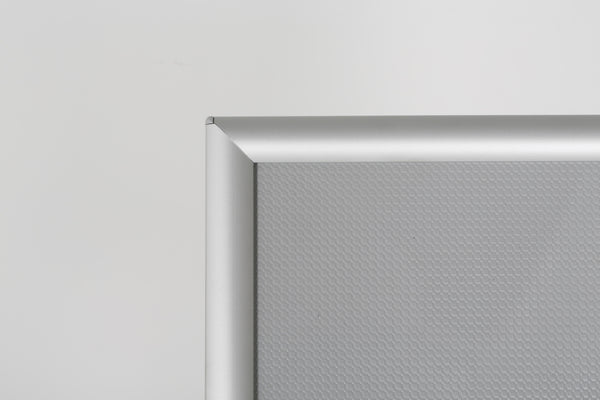 DittaDisplay retail solutions aluminium decorative menuboard présentoir incliné dekoratives Menübrett geneigtes Paneel 