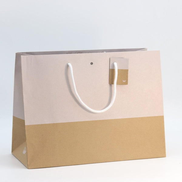 sac kraft naturel 175 g/m² avec impression blanche de la collection L’Exceptionnel Line, élégant et robuste, idéal pour boutiques haut de gamme et cadeaux
